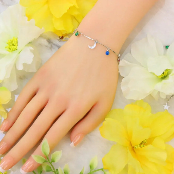 Minimalist Bracelet, Sleek & Modern Design, Women’s Fashion, YC110154-B - Picture 9 of 10